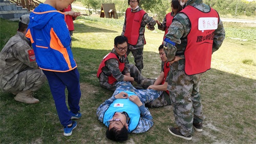 “團結一心，勇往直前”-2017萬興通達拓展活動_萬興通達裝飾