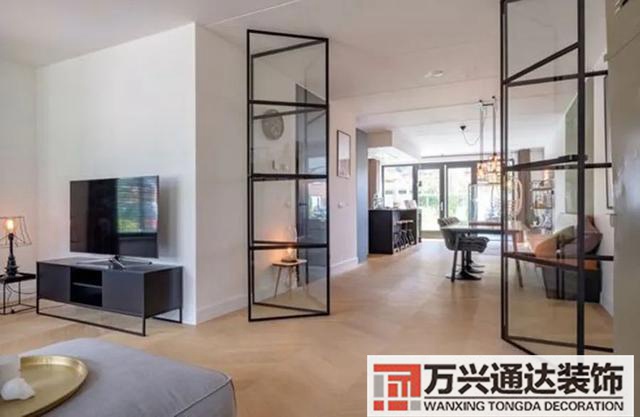 家裝修家裝修墻面用乳膠漆好還是藝術(shù)漆好