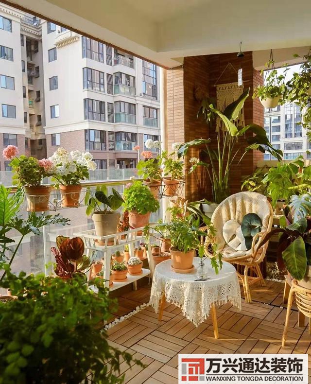 陽臺裝修設(shè)計陽臺的裝修設(shè)計圖片大全