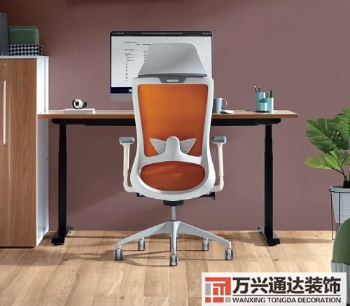 辦公室風(fēng)水座位擺設(shè)坐西向東坐西向東的辦公室風(fēng)水